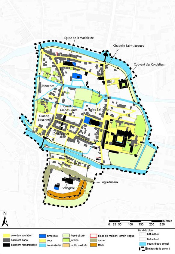 Topographie de Vendôme en 1610 à l'échelle intra-parcellaire